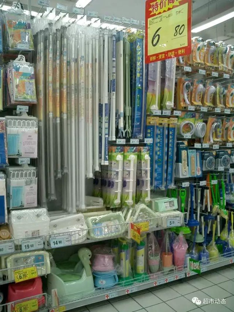 工具推荐类：零食饮料零售店必备的货架与陈列工具